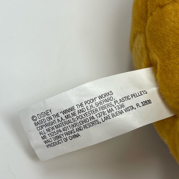 DISNEY: Safari Winnie-the-Pooh Plush. Walt Disney World. Pre-Owned with Tags. - Picture 5 of 13